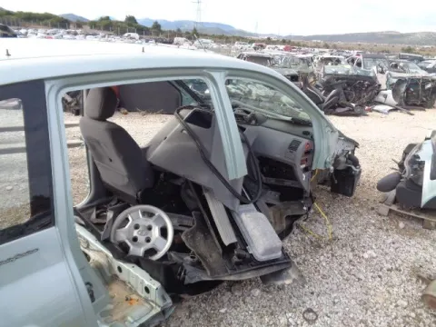 Τροπέτο Αμάξι κουφάρι Χ. Μηχανή Χ. Σασμάν Με Πίσω Άξονα Ταμπούρα -ABS Με 4 Ζαντολάστιχα 185/65/R14 Με Εγκέφαλο Μηχανής 9030930184F για HYUNDAI MATRIX (2001 - 2006) (FC) MPV - ΠΟΛΥΜΟΡΦΙΚΑ - 5dr *ΔΒ* -  Τροπέτο Αμάξι κουφάρι Χ. Μηχανή Χ. Σασμάν Με Πίσω Άξονα Ταμπούρα -ABS Με 4 Ζαντολάστιχα 185/65/R14 Με Εγκέφαλο Μηχανής 9030930184F για HYUNDAI MATRIX (2001 - 2006) (FC) MPV - ΠΟΛΥΜΟΡΦΙΚΑ - 5dr *ΔΒ* -
