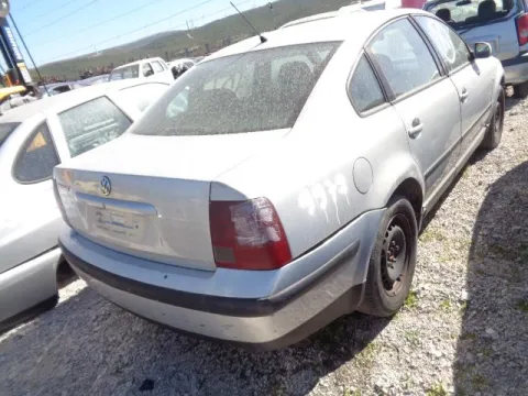 Τροπέτο Αμάξι κομπλέ με Κινητήρα AHL (Χαλασμένος- Φλάτζα) με Σασμάν με Άξονα Πίσω και Ζαντο΄λάστχα 195/65/15 για VW PASSAT (1997 - 2000) (3B2) Sedan - 4dr 1600 (AHL) Petrol 101 *ΔΒ* -  Τροπέτο Αμάξι κομπλέ με Κινητήρα AHL (Χαλασμένος- Φλάτζα) με Σασμάν με Άξονα Πίσω και Ζαντο΄λάστχα 195/65/15 για VW PASSAT (1997 - 2000) (3B2) Sedan - 4dr 1600 (AHL) Petrol 101 *ΔΒ* -