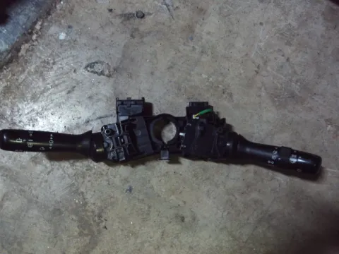 Διακόπτης Φλας 17J085 για TOYOTA AYGO (2005 - 2009) (B10) "ΤΕΛΑΡΟ 2" (κατω σκαλα) Διακόπτης Φλας 17J085 για TOYOTA AYGO (2005 - 2009) (B10) "ΤΕΛΑΡΟ 2" (κατω σκαλα)