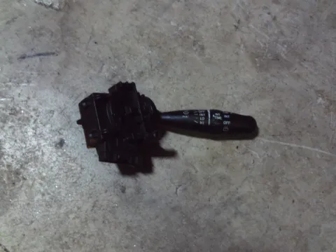 Διακόπτης Υαλοκαθαριστήρων 173647 για TOYOTA COROLLA (2002 - 2004) (E120) "ΤΕΛΑΡΟ 2" (κατω σκαλα) Διακόπτης Υαλοκαθαριστήρων 173647 για TOYOTA COROLLA (2002 - 2004) (E120) "ΤΕΛΑΡΟ 2" (κατω σκαλα)