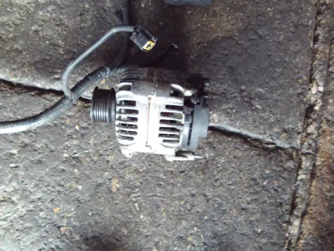 Δυναμό - Εναλλάκτης 028903028D για VW GOLF (1998 - 2004) Mk4 (1J1)  Δυναμό - Εναλλάκτης 028903028D για VW GOLF (1998 - 2004) Mk4 (1J1)