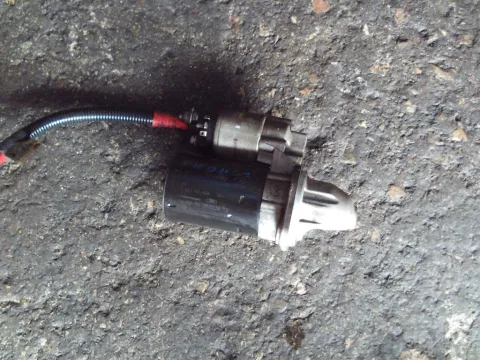 Μίζα 0001107426 για BMW 3 Series (2005 - 2008) (E90-1-2-3)  Μίζα 0001107426 για BMW 3 Series (2005 - 2008) (E90-1-2-3)