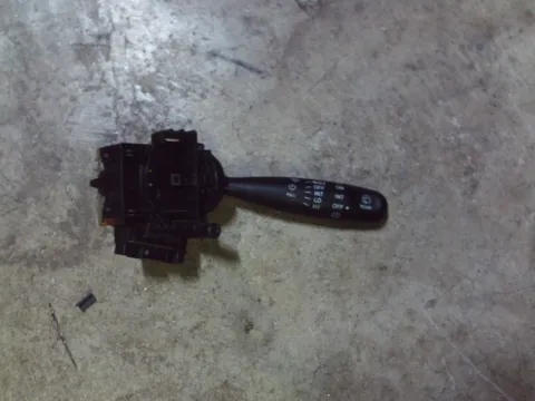 Διακόπτης Υαλοκαθαριστήρων 173647 για TOYOTA COROLLA (2002 - 2004) (E120) "ΤΕΛΑΡΟ 8" (κατω σκαλα) Διακόπτης Υαλοκαθαριστήρων 173647 για TOYOTA COROLLA (2002 - 2004) (E120) "ΤΕΛΑΡΟ 8" (κατω σκαλα)