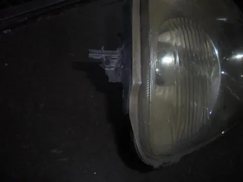Φανάρι Εμπρός Αριστερό (Σπασμένη Βάση) για RENAULT CLIO (1998 - 2001) (BB_) (CB_)  -  Φανάρι Εμπρός Αριστερό (Σπασμένη Βάση) για RENAULT CLIO (1998 - 2001) (BB_) (CB_)  -