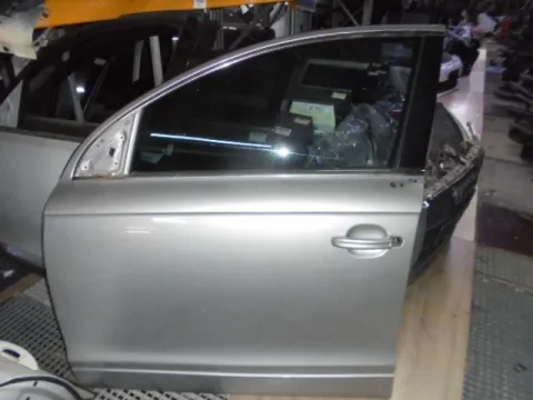 Πόρτα Εμπρός Αριστερή για AUDI Q7 (2006 - 2009) (4L) *Ε* Πόρτα Εμπρός Αριστερή για AUDI Q7 (2006 - 2009) (4L) *Ε*