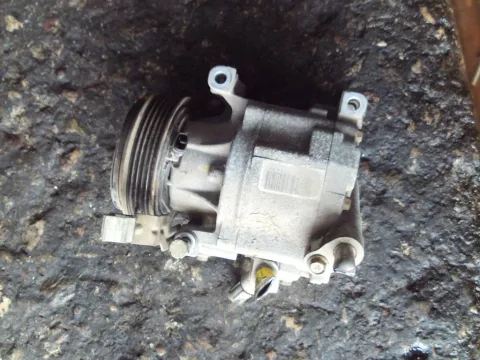 Συμπιεστής A-C (Κομπρέσορας) 46782669 για FORD KA (2008 - 2016) (RU8)  Συμπιεστής A-C (Κομπρέσορας) 46782669 για FORD KA (2008 - 2016) (RU8)