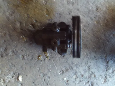 Αντλία Υδραυλικού Τιμονιού Μεταχειρισμένος ΜΕ 3 ΣΩΛΗΝΑΚΙΑ για CITROEN XANTIA (1995 - 1998) (X1) 1600 BFZ (XU5JP) Petrol 88  Αντλία Υδραυλικού Τιμονιού Μεταχειρισμένος ΜΕ 3 ΣΩΛΗΝΑΚΙΑ για CITROEN XANTIA (1995 - 1998) (X1) 1600 BFZ (XU5JP) Petrol 88