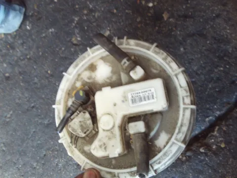 Αντλία Καυσίμου (Τρόμπα Βενζίνης) 777040D070 για TOYOTA YARIS (2009 - 2012) (XP90)  Αντλία Καυσίμου (Τρόμπα Βενζίνης) 777040D070 για TOYOTA YARIS (2009 - 2012) (XP90)
