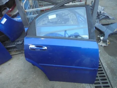 Πόρτα Πίσω Δεξιά για CHEVROLET - DAEWOO LACETTI (2004 - 2005) (J200) Hatchback - 5dr *Γ* Πόρτα Πίσω Δεξιά για CHEVROLET - DAEWOO LACETTI (2004 - 2005) (J200) Hatchback - 5dr *Γ*