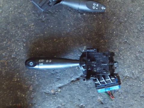 Διακόπτης Φώτων-Φλάς 32932Α για HYUNDAI GETZ (2002 - 2005) (TB) "ΤΕΛΑΡΟ 9" (κατω σκαλα) Διακόπτης Φώτων-Φλάς 32932Α για HYUNDAI GETZ (2002 - 2005) (TB) "ΤΕΛΑΡΟ 9" (κατω σκαλα)