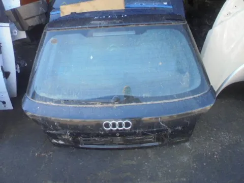 Πορτ-Μπαγκάζ για AUDI A3 (2000 - 2003) (8L)  Πορτ-Μπαγκάζ για AUDI A3 (2000 - 2003) (8L)
