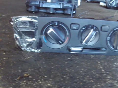 Χειριστήρια Καλοριφέρ 90151706 για SKODA CITIGO (2012 - ) ( )  Χειριστήρια Καλοριφέρ 90151706 για SKODA CITIGO (2012 - ) ( )