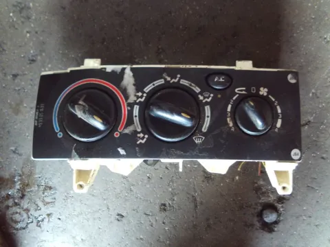 Χειριστήρια Καλοριφέρ 663212P για RENAULT MEGANE (1996 - 1998) (LA) (DA) (EA) (KA) ( Χειριστήρια Καλοριφέρ 663212P για RENAULT MEGANE (1996 - 1998) (LA) (DA) (EA) (KA) (