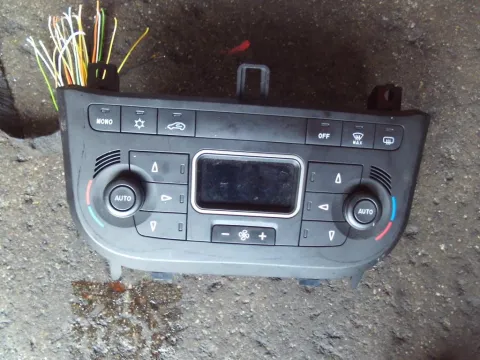 Χειριστήρια Καλοριφέρ A83021900 για ALFA ROMEO MITO (2008 - 2011)  Χειριστήρια Καλοριφέρ A83021900 για ALFA ROMEO MITO (2008 - 2011)