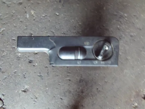 Διακόπτης Φώτων 5605658B για VW GOLF (1998 - 2004) Mk4 (1J1)  Διακόπτης Φώτων 5605658B για VW GOLF (1998 - 2004) Mk4 (1J1)