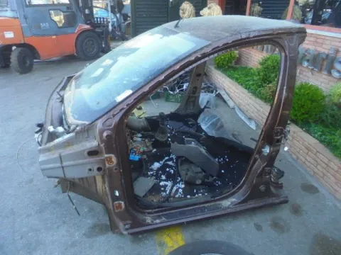 Τροπέτο Κουφάρι  για DACIA SANDERO (2013 - 2016)  *ΔΒ* -  Τροπέτο Κουφάρι  για DACIA SANDERO (2013 - 2016)  *ΔΒ* -