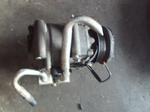 Συμπιεστής A-C (Κομπρέσορας) YS4H19D629AB για FORD FOCUS (2002 - 2004) Mk1b 1800 (F9DA) Diesel 115 TDCi  Συμπιεστής A-C (Κομπρέσορας) YS4H19D629AB για FORD FOCUS (2002 - 2004) Mk1b 1800 (F9DA) Diesel 115 TDCi