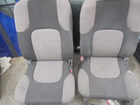 Καθίσματα Σετ Εμπρός (Όχι Πολύ Καθαρα)  για NISSAN D40 NAVARA (2005 - 2010) Pick-Up - 4WD - 4dr Τετράπορτο *ΔΒ* Καθίσματα Σετ Εμπρός (Όχι Πολύ Καθαρα)  για NISSAN D40 NAVARA (2005 - 2010) Pick-Up - 4WD - 4dr Τετράπορτο *ΔΒ*