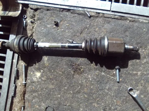 Ημιαξόνιο Εμπρός Αριστερό για AUDI A3 (2008 - 2011) (8P) 1600 BSE Petrol 102 ΑΥΤΟΜΑΤΟ Ημιαξόνιο Εμπρός Αριστερό για AUDI A3 (2008 - 2011) (8P) 1600 BSE Petrol 102 ΑΥΤΟΜΑΤΟ