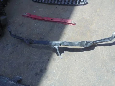 Τραβέρσα Μετώπης Άνω για CITROEN C4 PICASSO (2007 - 2012) PICASSO GRAND (UA)  Τραβέρσα Μετώπης Άνω για CITROEN C4 PICASSO (2007 - 2012) PICASSO GRAND (UA)