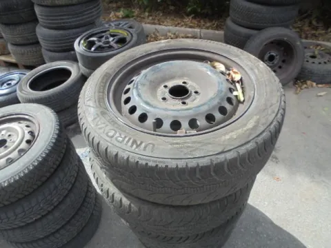 Ζαντολάστιχα 5ΑΔΑ UNIROYAL 205/55/R16 ***  για FORD FOCUS (2004 - 2008) Mk2a (DA3 - C307) *ΔΒ* Ζαντολάστιχα 5ΑΔΑ UNIROYAL 205/55/R16 ***  για FORD FOCUS (2004 - 2008) Mk2a (DA3 - C307) *ΔΒ*