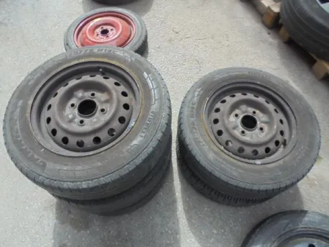 Ζαντολάστιχα 5ΑΔΑ PIRELLI 175/70/R14 **  για NISSAN NV200-EVALIA (2010 - ) *ΔΒ* Ζαντολάστιχα 5ΑΔΑ PIRELLI 175/70/R14 **  για NISSAN NV200-EVALIA (2010 - ) *ΔΒ*