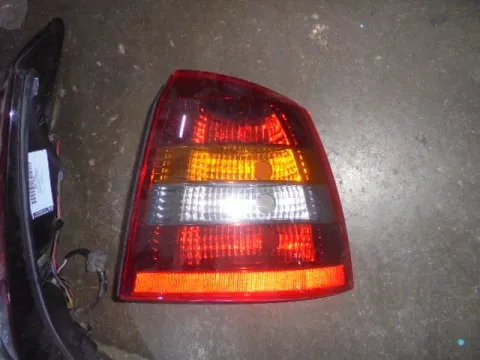 Φανάρι Πίσω Δεξί (Πορτοκαλί Φλας) (Φιμέ) για OPEL ASTRA (1998 - 2004) G Hatchback - 5dr , Hatchback - 3dr  Φανάρι Πίσω Δεξί (Πορτοκαλί Φλας) (Φιμέ) για OPEL ASTRA (1998 - 2004) G Hatchback - 5dr , Hatchback - 3dr
