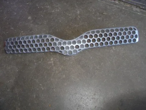 Μάσκα (Σπασμένη Βάση) για TOYOTA YARIS (1999 - 2002) (XP10) , (2003 - 2005) (XP10)  Μάσκα (Σπασμένη Βάση) για TOYOTA YARIS (1999 - 2002) (XP10) , (2003 - 2005) (XP10)
