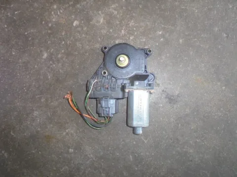 Γρύλος Παραθύρου Μοτερ Εμπρός Δεξί για FORD FOCUS (1998 - 2001) Mk1a , (2002 - 2004) Mk1b  Γρύλος Παραθύρου Μοτερ Εμπρός Δεξί για FORD FOCUS (1998 - 2001) Mk1a , (2002 - 2004) Mk1b