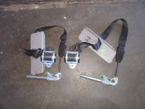 Ζώνη Ασφαλείας Σετ Αριστερή Δεξιά Με Προεντατήρες για OPEL CORSA (2006 - 2011) D , (2011 - 2014) D  Ζώνη Ασφαλείας Σετ Αριστερή Δεξιά Με Προεντατήρες για OPEL CORSA (2006 - 2011) D , (2011 - 2014) D