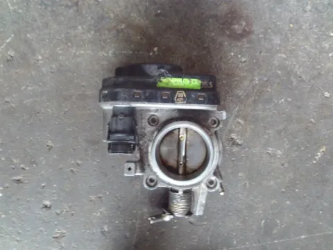 Σώμα Πεταλούδας 0001419725 για MERCEDES C - CLASS (1993 - 1995) (W202)  ΤΕΛΑΡΟ 74"(πισω σκαλα) Σώμα Πεταλούδας 0001419725 για MERCEDES C - CLASS (1993 - 1995) (W202)  ΤΕΛΑΡΟ 74"(πισω σκαλα)