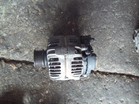 Δυναμό - Εναλλάκτης 028903028D για AUDI A3 (2000 - 2003) (8L) 1600 (AVU) (BFQ) Petrol 102  Δυναμό - Εναλλάκτης 028903028D για AUDI A3 (2000 - 2003) (8L) 1600 (AVU) (BFQ) Petrol 102