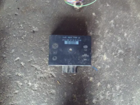 Εγκέφαλος Άνεσης (Comfort Control Unit Module) 1J0959799Q για VW GOLF (1998 - 2004) Mk4 (1J1)  Εγκέφαλος Άνεσης (Comfort Control Unit Module) 1J0959799Q για VW GOLF (1998 - 2004) Mk4 (1J1)