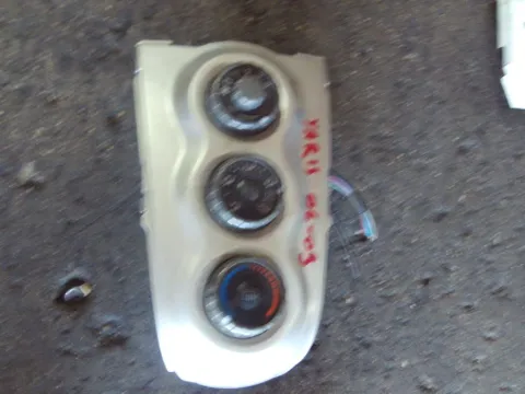 Χειριστήρια Καλοριφέρ 16238079 για TOYOTA YARIS (2006 - 2009) (KL9)  Χειριστήρια Καλοριφέρ 16238079 για TOYOTA YARIS (2006 - 2009) (KL9)