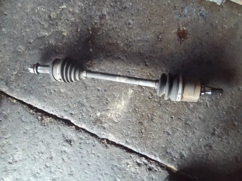 Ημιαξόνιο Εμπρός Αριστερό Με ABS για HYUNDAI i30 (2007 - 2012) 1400 petrol 105 G4FA  Ημιαξόνιο Εμπρός Αριστερό Με ABS για HYUNDAI i30 (2007 - 2012) 1400 petrol 105 G4FA