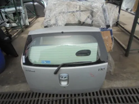 Πορτ-Μπαγκάζ ( Λίγο Χτυπημένο)  για HYUNDAI i10 (2008 - 2011) *Γ* Πορτ-Μπαγκάζ ( Λίγο Χτυπημένο)  για HYUNDAI i10 (2008 - 2011) *Γ*