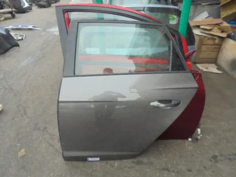 Πόρτα Πίσω Αριστερή για SEAT LEON (2013 - 2019) S-Wagon - 5dr *Ε* Πόρτα Πίσω Αριστερή για SEAT LEON (2013 - 2019) S-Wagon - 5dr *Ε*