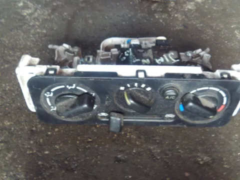 Χειριστήρια Καλοριφέρ 7441170J00 για SUZUKI JIMNY (2005 - 2013) (SN)  Χειριστήρια Καλοριφέρ 7441170J00 για SUZUKI JIMNY (2005 - 2013) (SN)