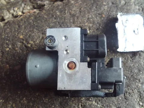 Μονάδα ABS 4451002050 για TOYOTA COROLLA (2002 - 2004) (E120) 1400 4ZZ-FE Petrol 97 VVT-i  Μονάδα ABS 4451002050 για TOYOTA COROLLA (2002 - 2004) (E120) 1400 4ZZ-FE Petrol 97 VVT-i