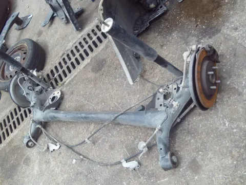 Πίσω Άξονας Δισκόπλακες -ABS για TOYOTA YARIS (2012 - 2014) ( ) ΠΑΛΕΤΑ *415* 297856  Πίσω Άξονας Δισκόπλακες -ABS για TOYOTA YARIS (2012 - 2014) ( ) ΠΑΛΕΤΑ *415* 297856