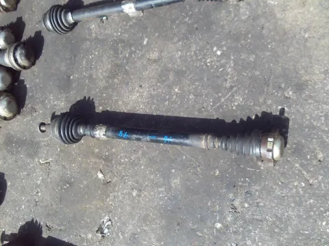 Ημιαξόνιο Εμπρός Δεξί 78 Μ - 10.5 Φ στην Κούπα του Σασμάν - Πάχος Μέσης 41 Χιλ - Πάχος Ε Μπιλιοφόρου 27 Χιλ για VW GOLF (1998 - 2004) Mk4 (1J1)  Ημιαξόνιο Εμπρός Δεξί 78 Μ - 10.5 Φ στην Κούπα του Σασμάν - Πάχος Μέσης 41 Χιλ - Πάχος Ε Μπιλιοφόρου 27 Χιλ για VW GOLF (1998 - 2004) Mk4 (1J1)