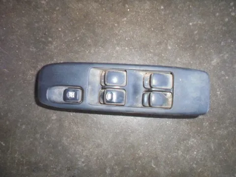 Διακόπτης Παραθύρων Κεντρικός Αριστερής 4πλος 14pin για MITSUBISHI SHOGUN SPORT (1999 - 2005)  Διακόπτης Παραθύρων Κεντρικός Αριστερής 4πλος 14pin για MITSUBISHI SHOGUN SPORT (1999 - 2005)