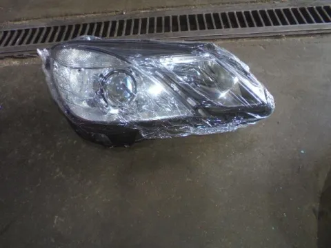 Φανάρι Εμπρός Δεξί (Ελαττωματικό) για MERCEDES E - CLASS (2009 - 2012) (W212) ΙΜΙΤΑΣΙΟΝ Φανάρι Εμπρός Δεξί (Ελαττωματικό) για MERCEDES E - CLASS (2009 - 2012) (W212) ΙΜΙΤΑΣΙΟΝ