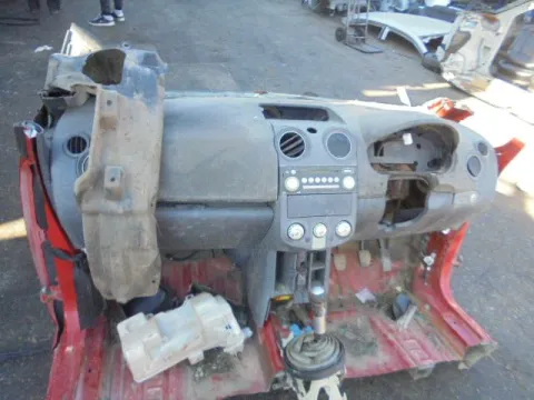 Τροπέτο Εμπρός Κουφάρι  για MITSUBISHI COLT (2005 - 2008 ) (CZ) *ΔΒ* - 