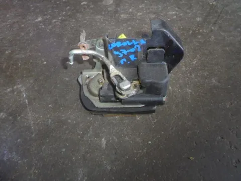 Κλειδαριά μηχανική Πίσω Δεξιά για TOYOTA COROLLA (1997 - 1999) (A111)  Κλειδαριά μηχανική Πίσω Δεξιά για TOYOTA COROLLA (1997 - 1999) (A111)