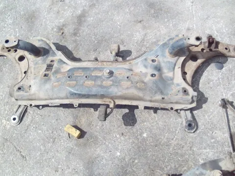 Γέφυρα Εμπρός Οριζόντια για DAIHATSU SIRION (2002 - 2006) (M100) (M101) 1300 K3-VE2 petrol 102 Sport *ΔΒ* Γέφυρα Εμπρός Οριζόντια για DAIHATSU SIRION (2002 - 2006) (M100) (M101) 1300 K3-VE2 petrol 102 Sport *ΔΒ*