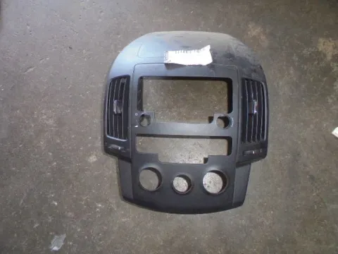 Κονσόλα για HYUNDAI i30 (2007 - 2012) Κονσόλα για HYUNDAI i30 (2007 - 2012)