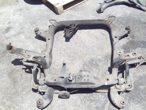 Γέφυρα Εμπρός Πλαίσιο για OPEL ASTRA (2007 - 2010) H 1900 (Z19DTH) Diesel 150 CDTi *ΔΒ* Γέφυρα Εμπρός Πλαίσιο για OPEL ASTRA (2007 - 2010) H 1900 (Z19DTH) Diesel 150 CDTi *ΔΒ*