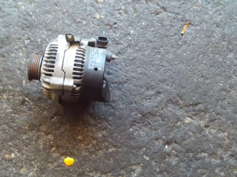 Δυναμό - Εναλλάκτης για TOYOTA AVENSIS (1997 - 2000) (T220) 1600 4A-FE petrol 110  Δυναμό - Εναλλάκτης για TOYOTA AVENSIS (1997 - 2000) (T220) 1600 4A-FE petrol 110