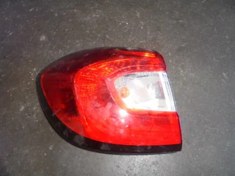 Φανάρι Πίσω Αριστερό (Πλημμυρισμένο) για RENAULT CAPTUR (2014 - 2016)  Φανάρι Πίσω Αριστερό (Πλημμυρισμένο) για RENAULT CAPTUR (2014 - 2016)